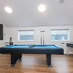 Luxury With Pool - By Traum 度假居