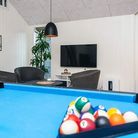 Luxury With Pool - By Traum Nyaraló